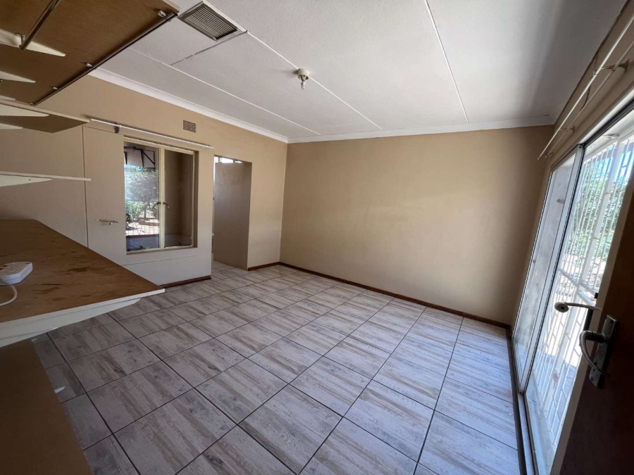 4 Bedroom Property for Sale in Keimoes Northern Cape